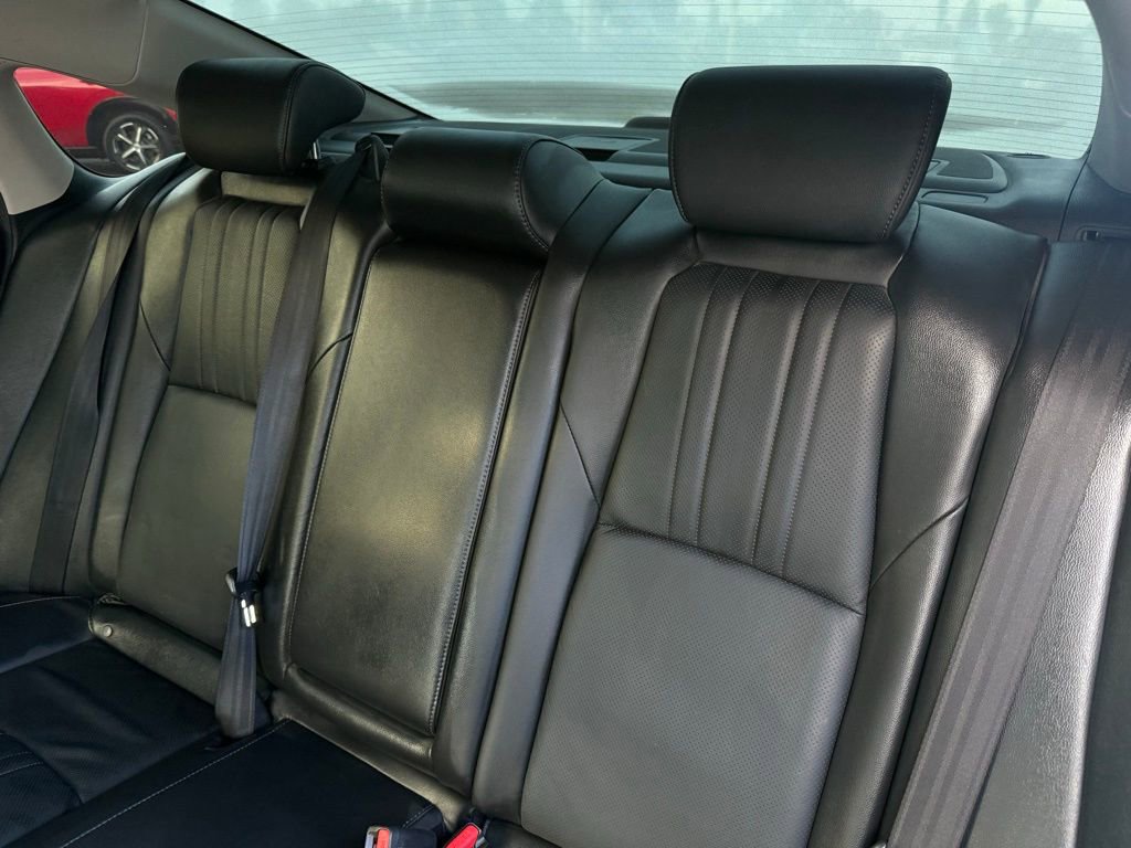 Used 2021 Honda Accord EX-L image 10