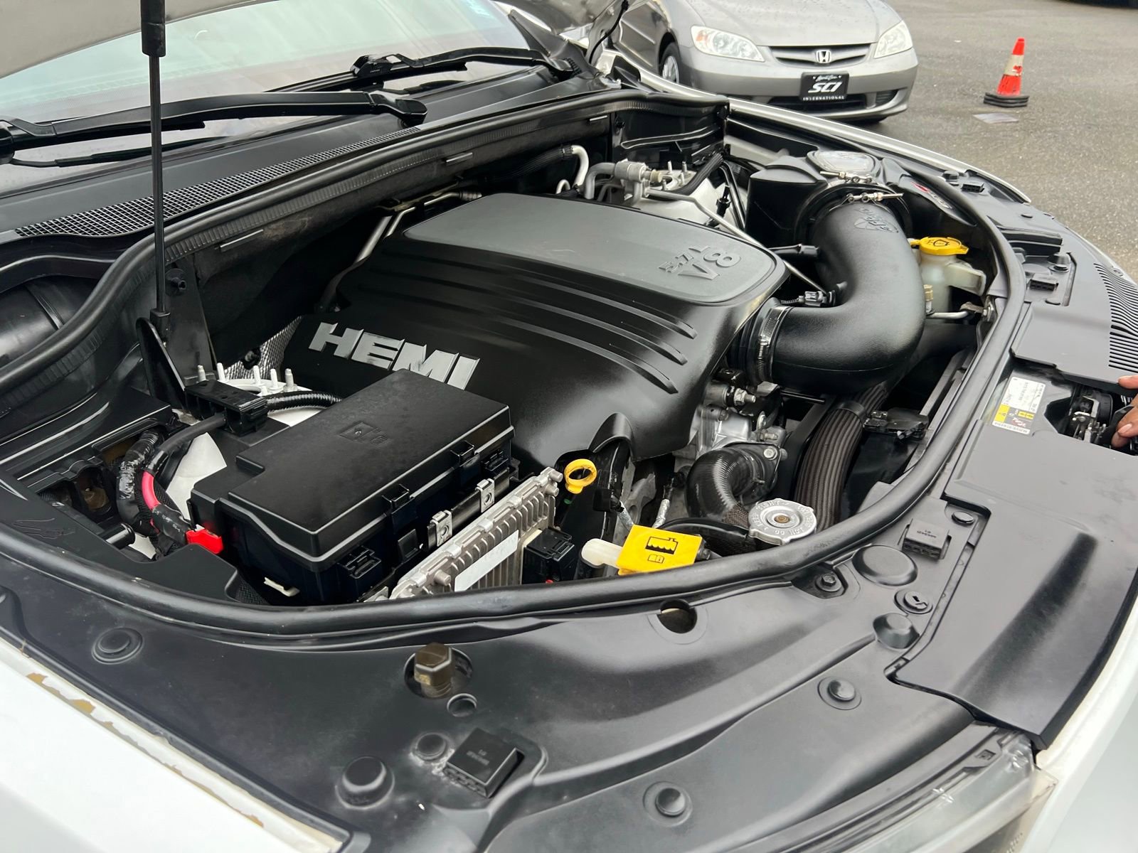 Used 2017 Dodge Durango R/T w/ Technology Group image 16