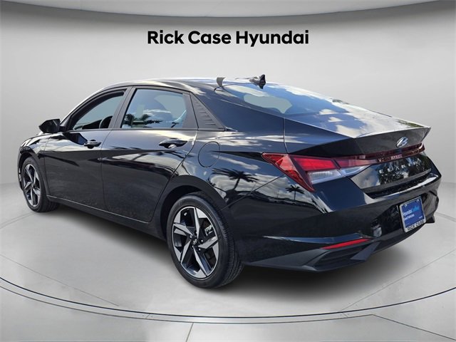 Certified 2023 Hyundai Elantra SEL w/ Convenience Package image 7