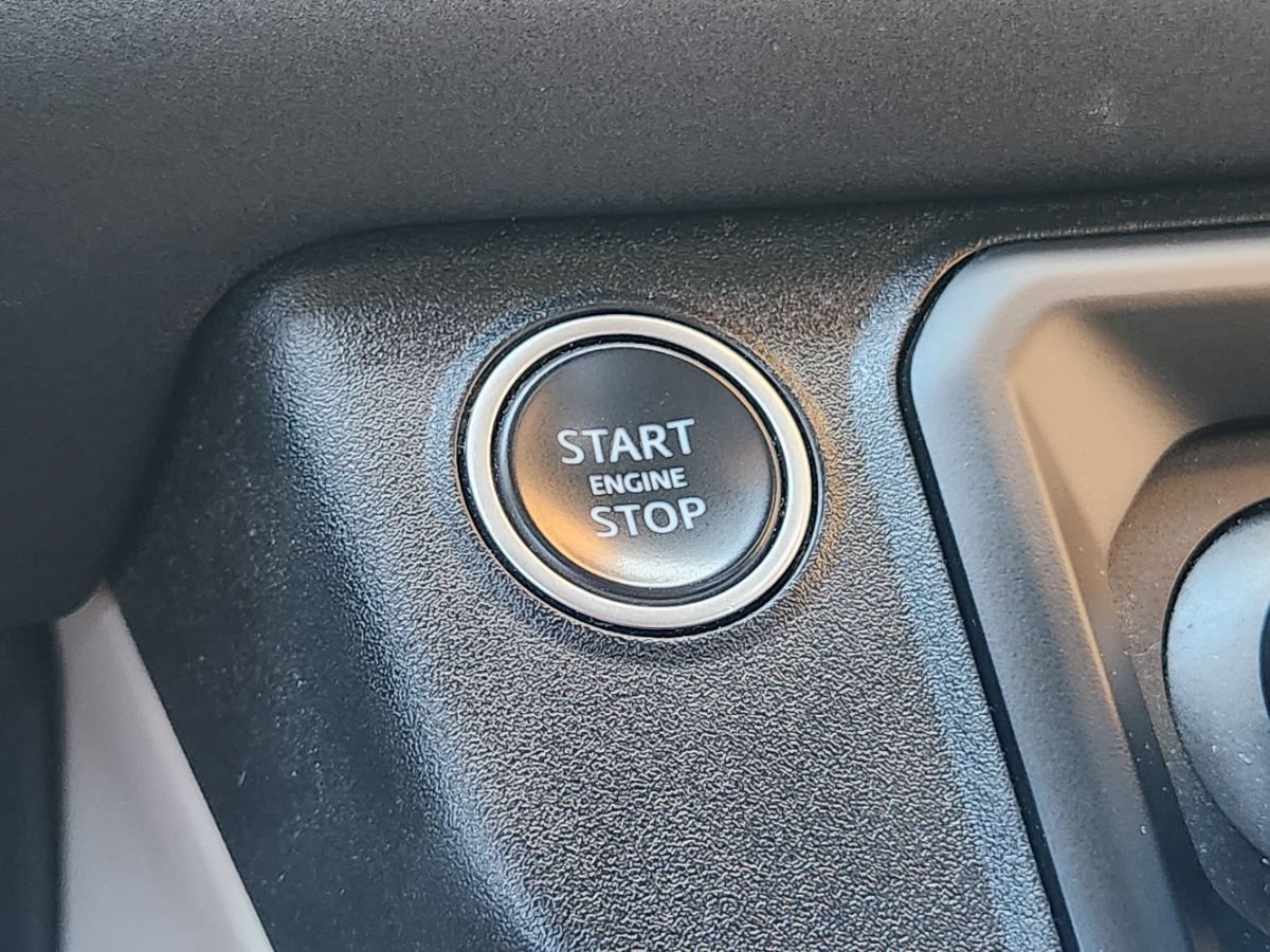 Used 2022 Land Rover Defender 110 AWD/4WD image 34