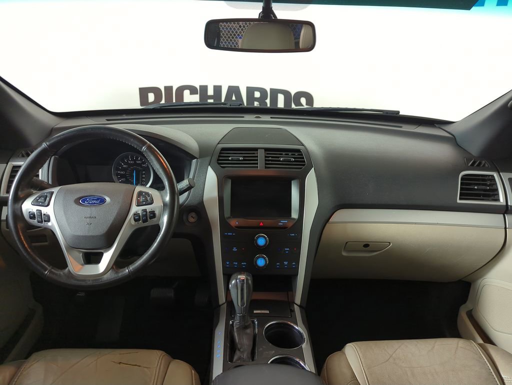 Used 2014 Ford Explorer XLT w/ Equipment Group 202A image 10
