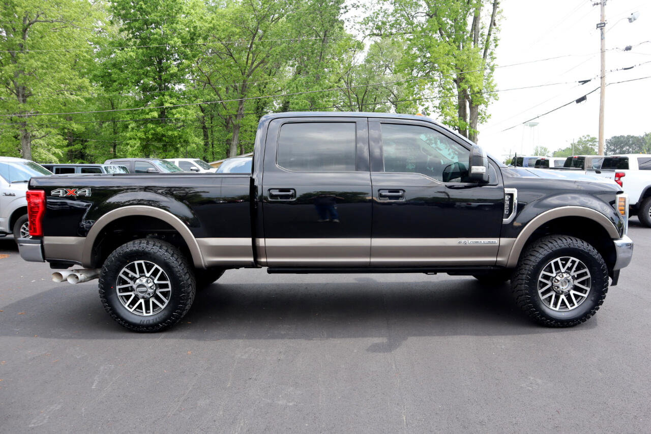 Used 2019 Ford F350 Lariat image 4