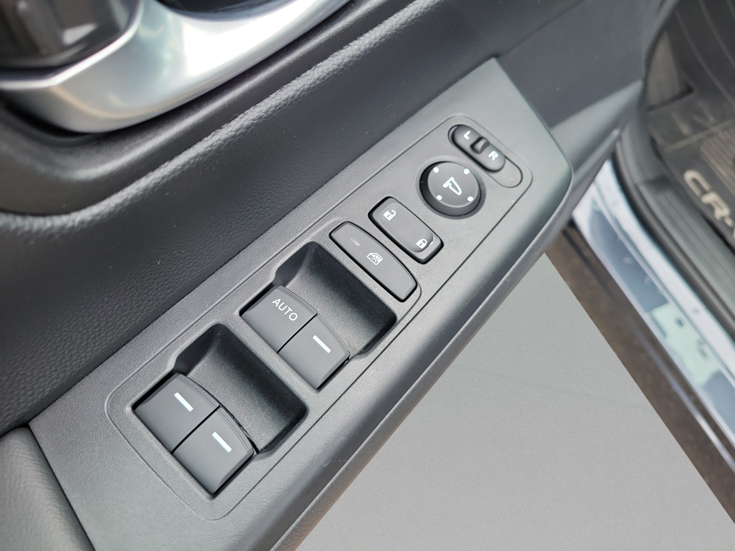 Certified 2023 Honda CR-V LX image 23