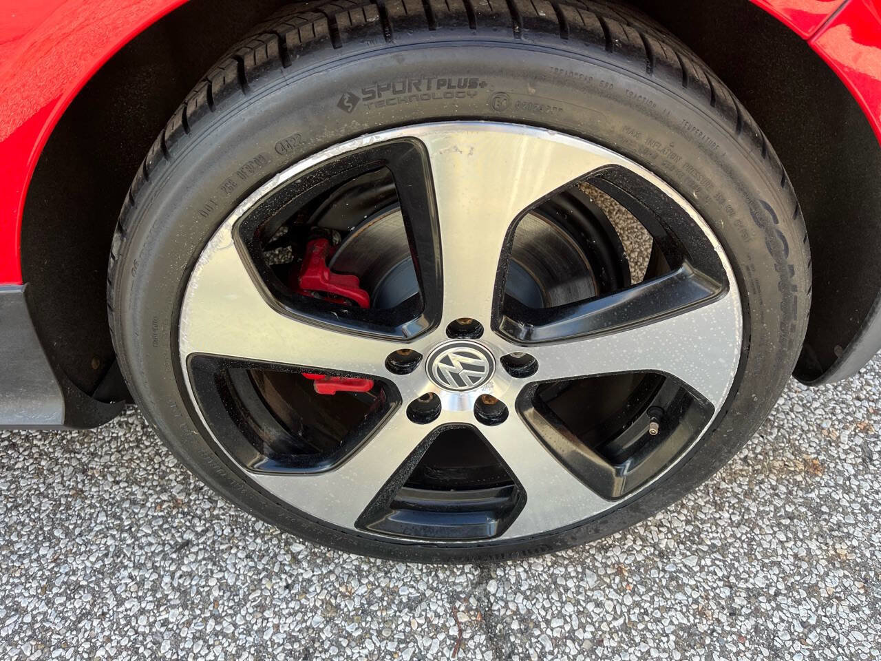 Used 2006 Volkswagen GTI 2.0T 2-Door image 11
