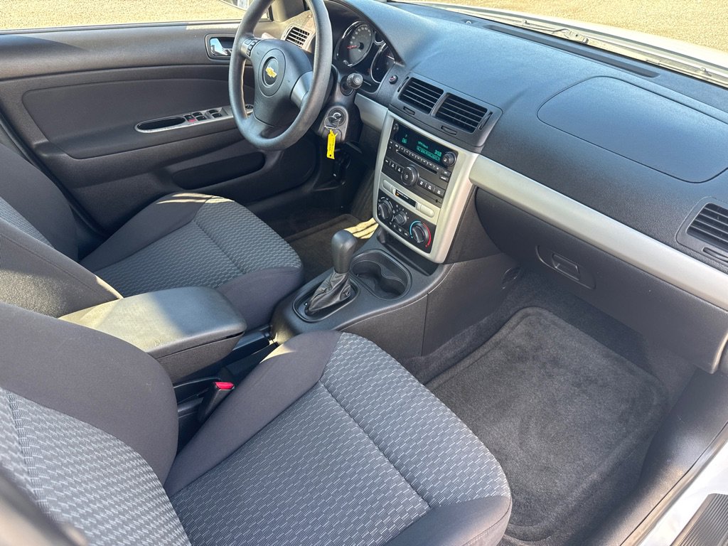 Used 2010 Chevrolet Cobalt LT image 23