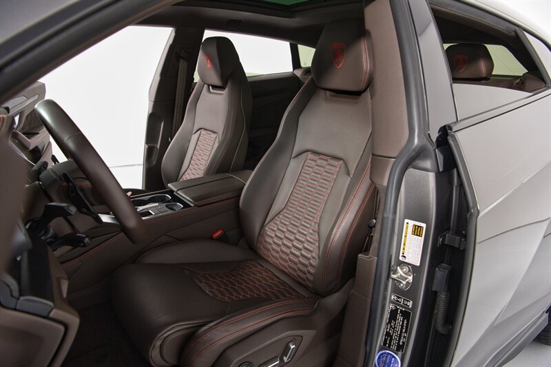 Used 2021 Lamborghini Urus AWD/4WD image 20