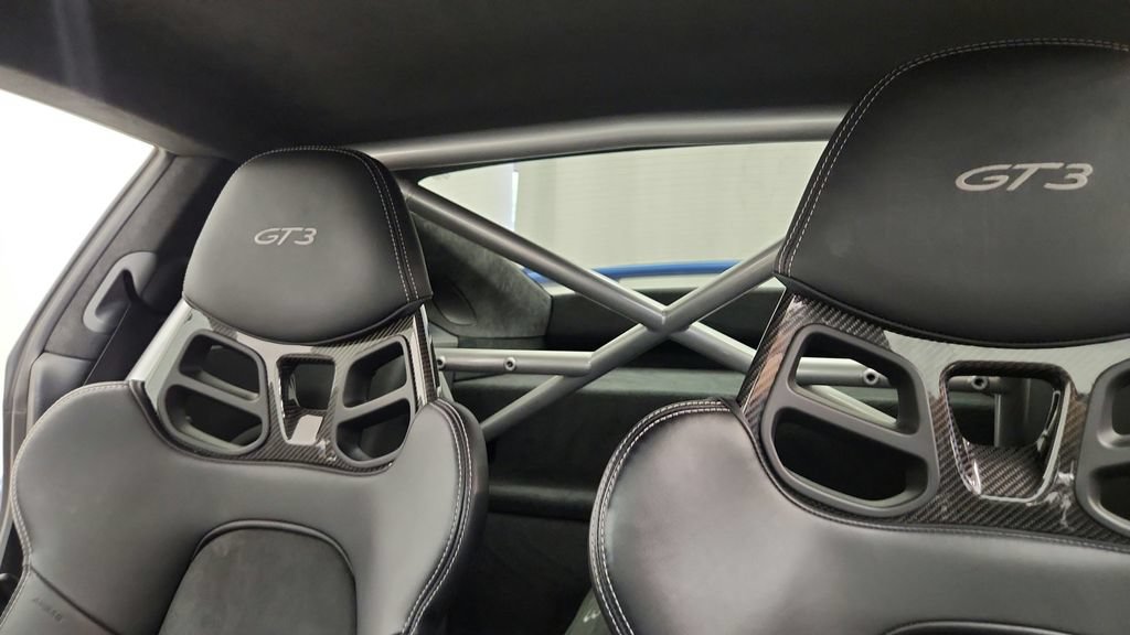 Used 2015 Porsche 911 GT3 RWD image 43