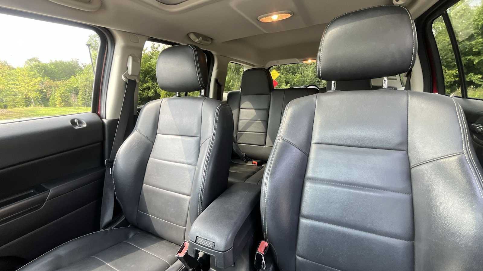 Used 2015 Jeep Patriot High Altitude AWD/4WD image 10