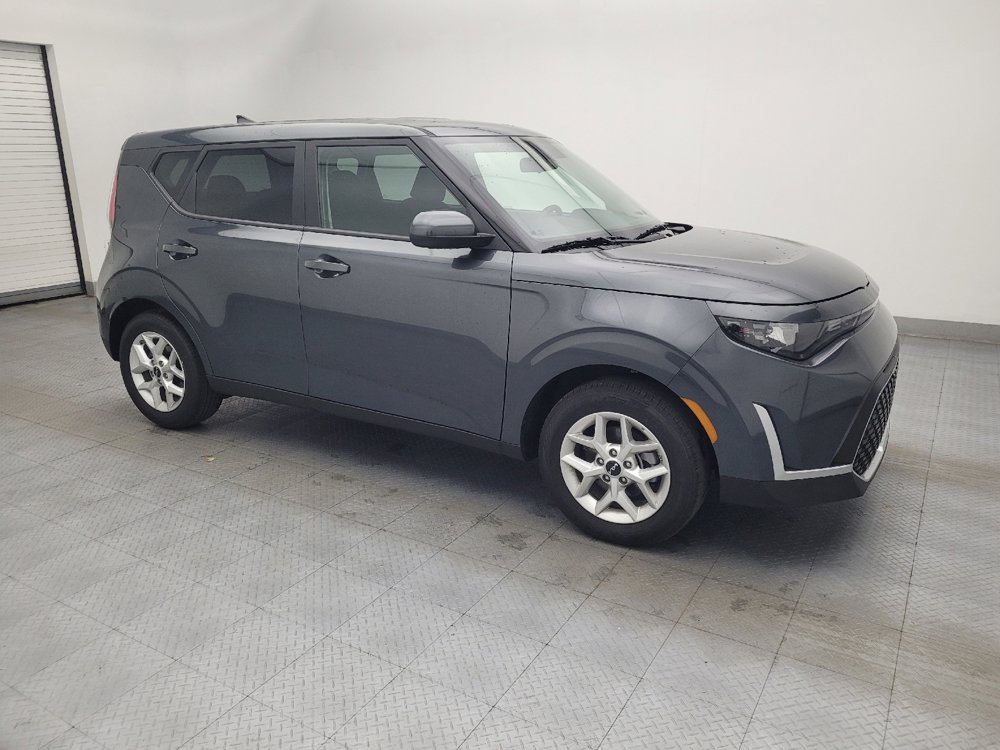 Used 2025 Kia Soul LX w/ LX Technology Package image 11