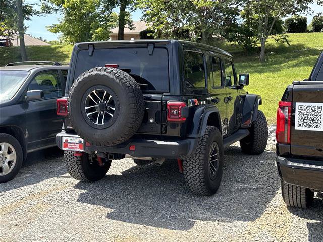 Used 2024 Jeep Wrangler Unlimited Rubicon AWD/4WD image 4