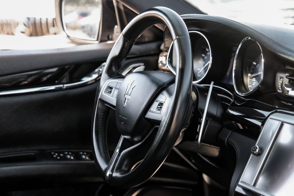 Used 2015 Maserati Quattroporte S Q4 image 12