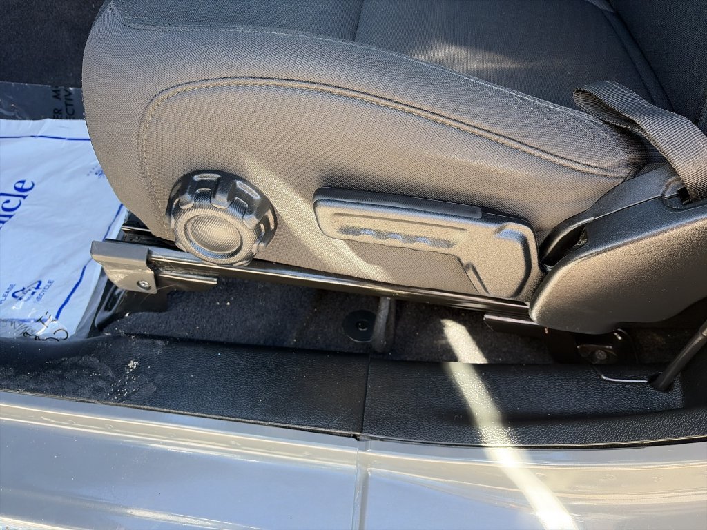 Used 2020 Jeep Wrangler Sport AWD/4WD image 12