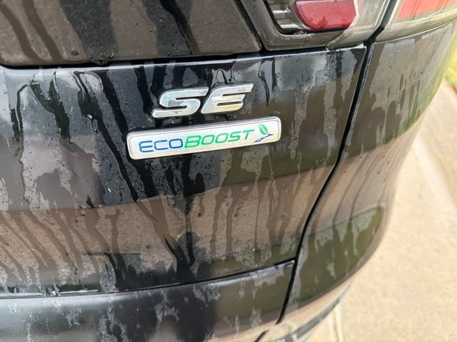 Used 2017 Ford Escape SE w/ Equipment Group 201A FWD image 5