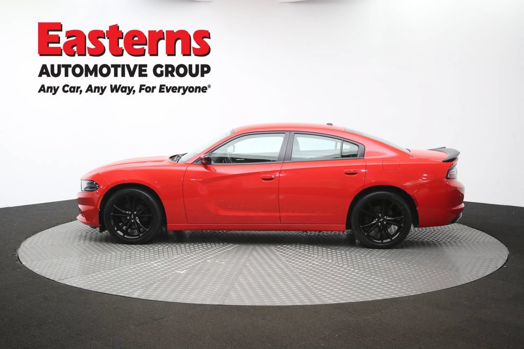 Used 2018 Dodge Charger SXT w/ Blacktop Package RWD image 59