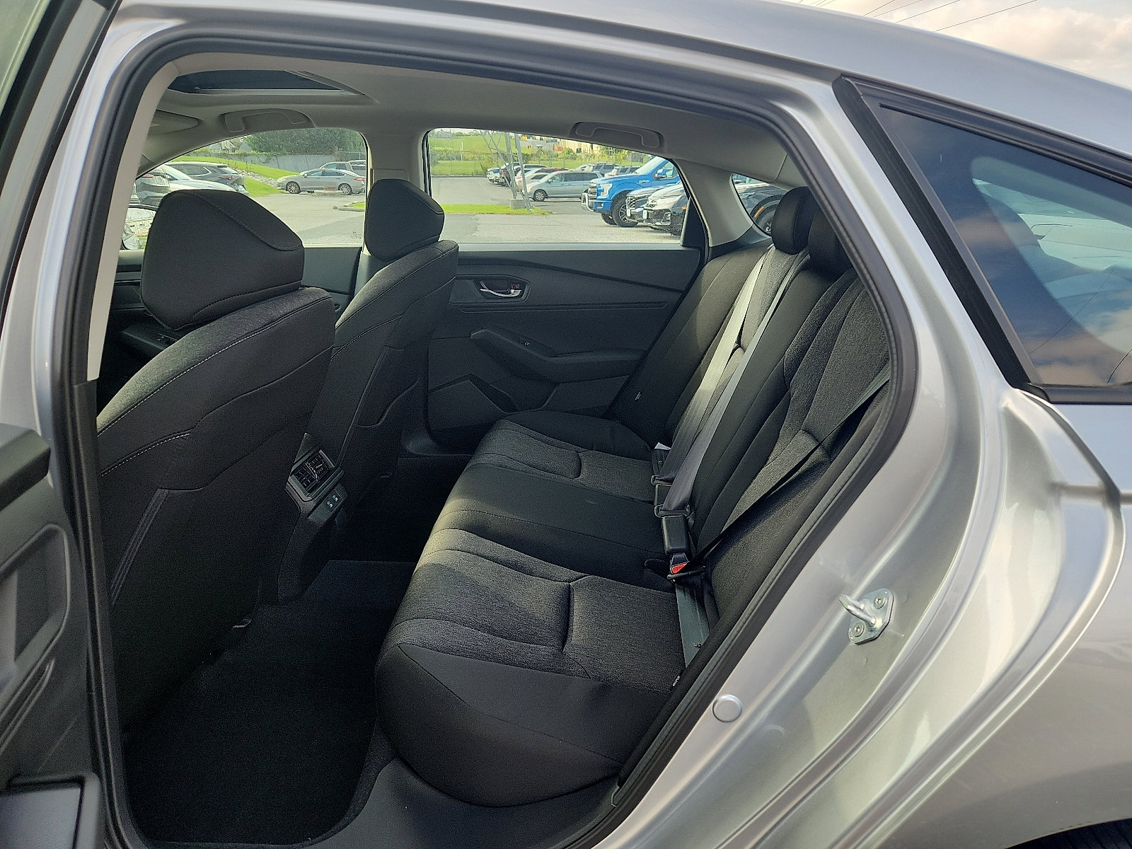 New 2025 Honda Accord SE image 6