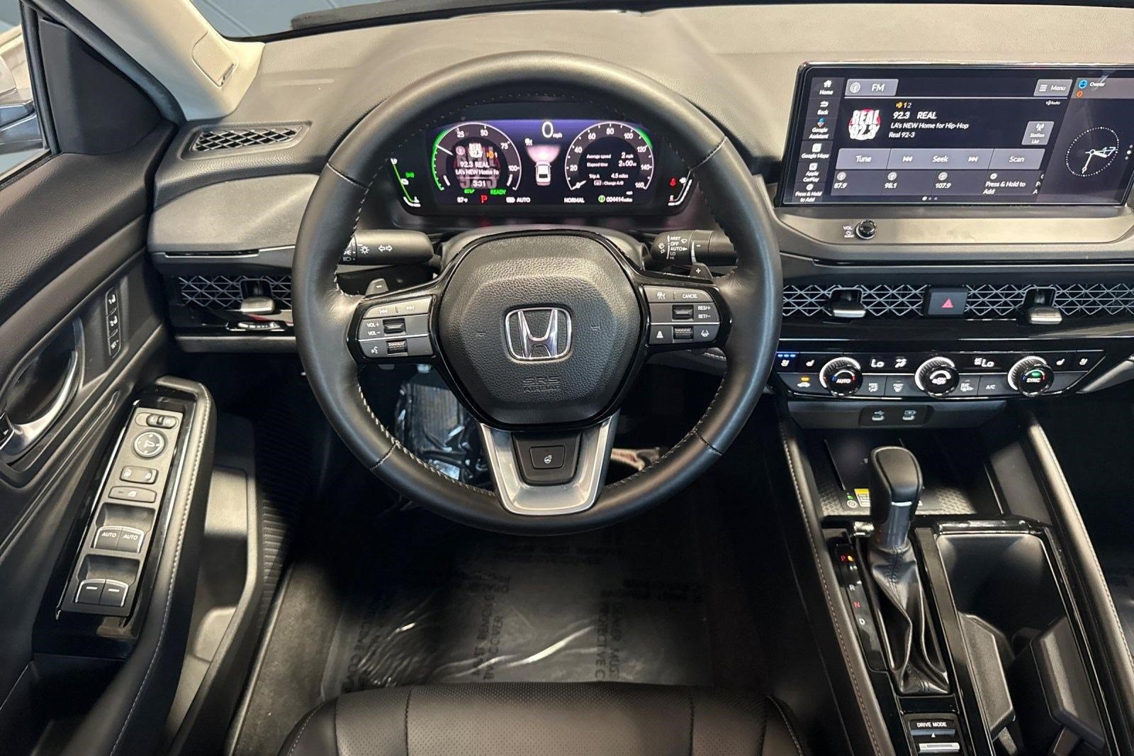 Used 2025 Honda Accord Touring image 30