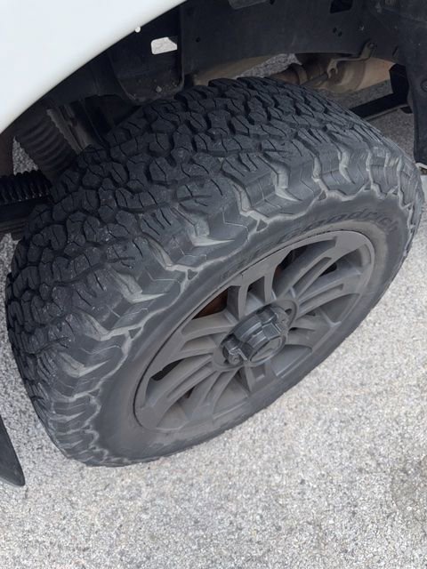 Used 2013 Toyota Tundra 4x4 CrewMax w/ Tow Pkg image 5