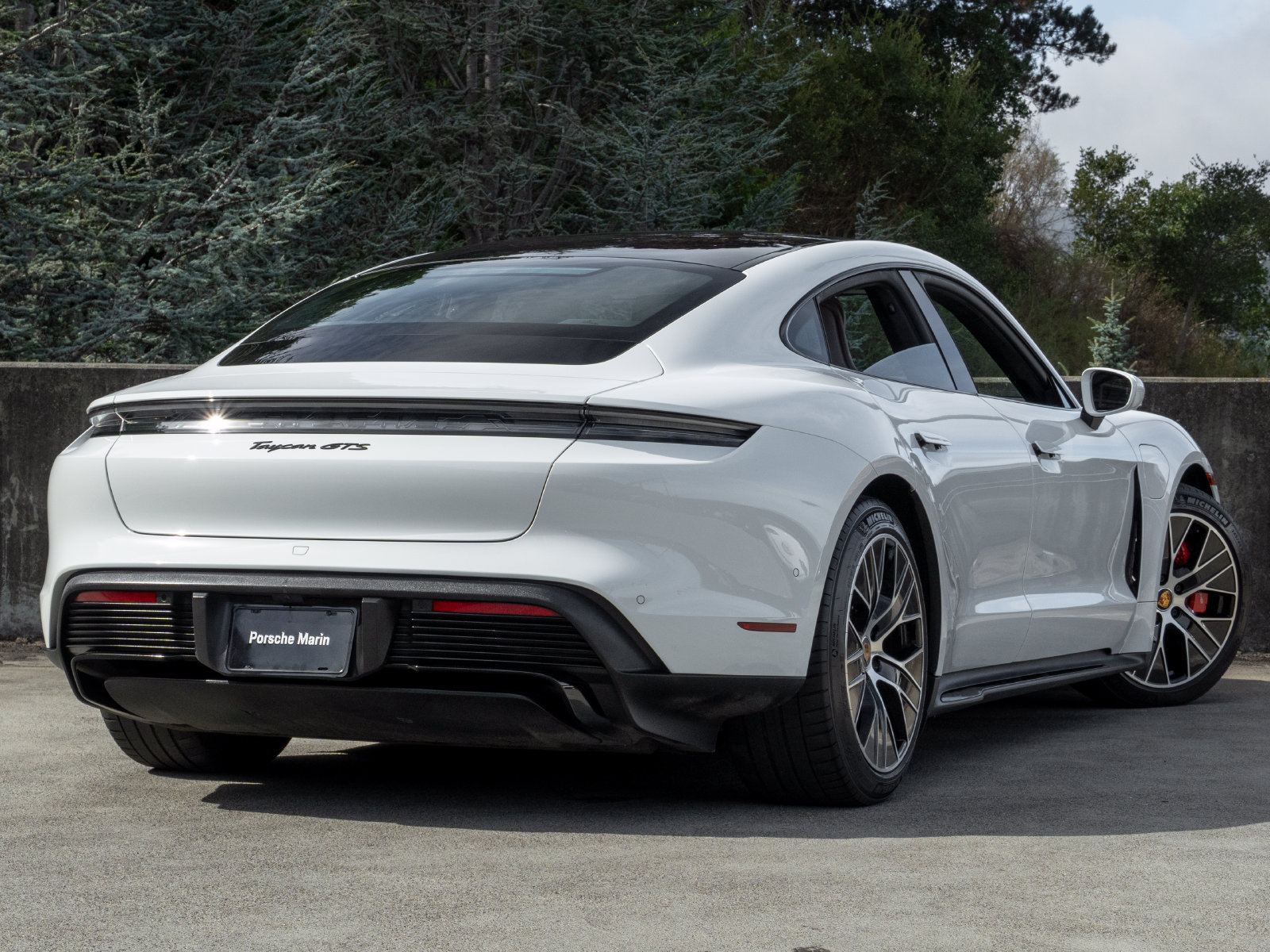 Certified 2024 Porsche Taycan GTS AWD/4WD image 11
