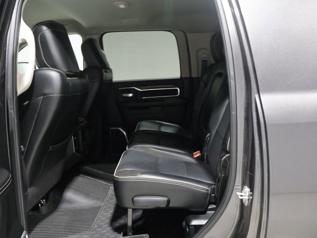Used 2024 RAM 2500 Laramie AWD/4WD image 18