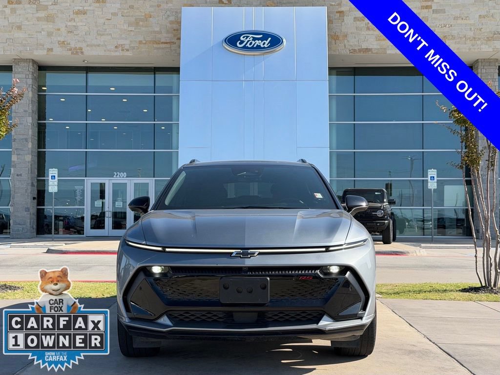 Used 2024 Chevrolet Equinox EV RS FWD image 2