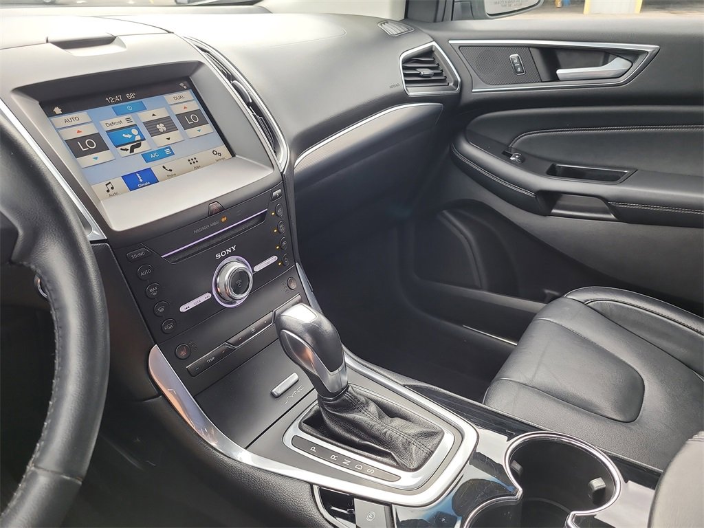 Used 2017 Ford Edge Titanium image 19