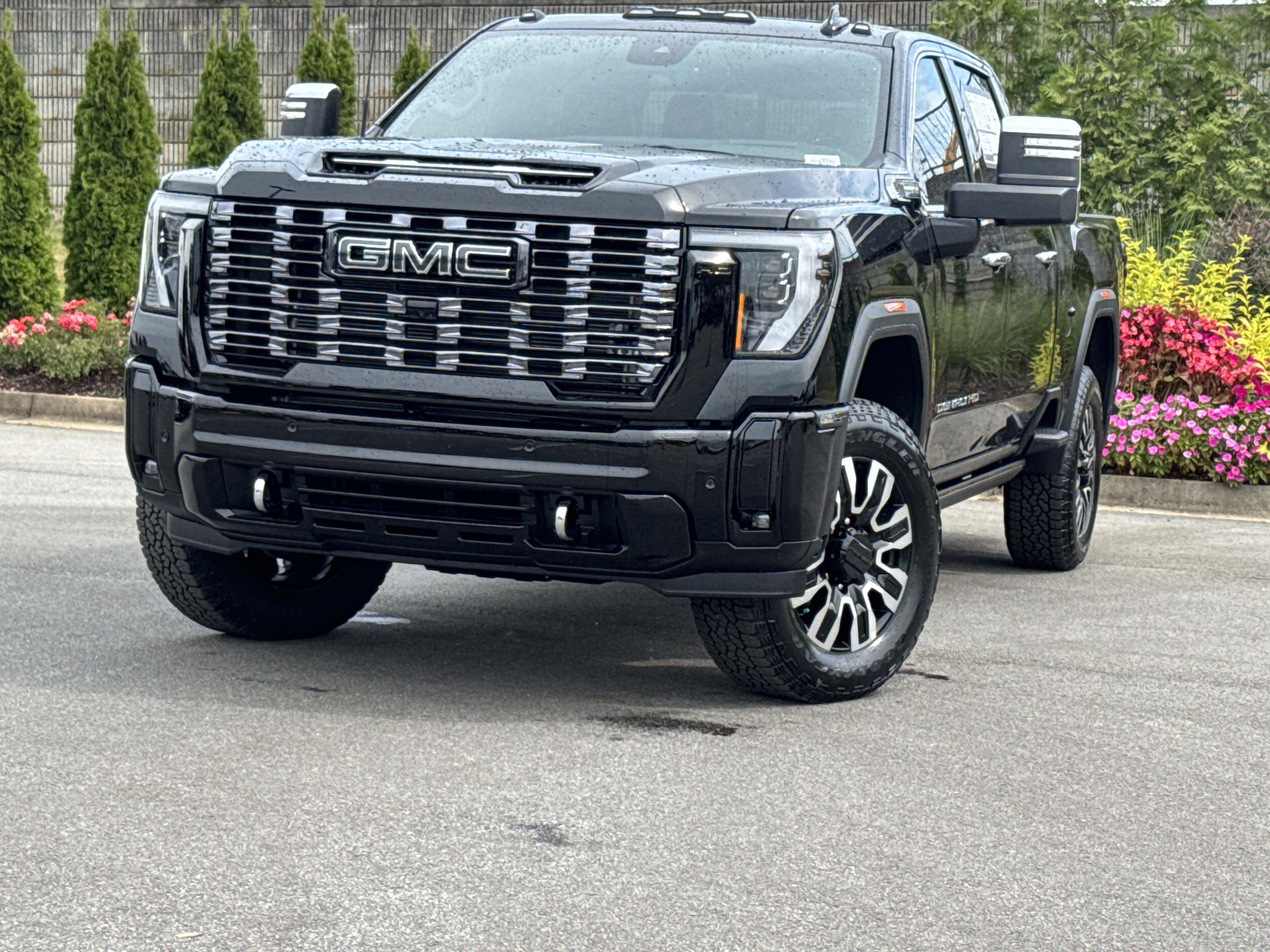 New 2026 GMC Sierra 2500 Denali Ultimate image 5