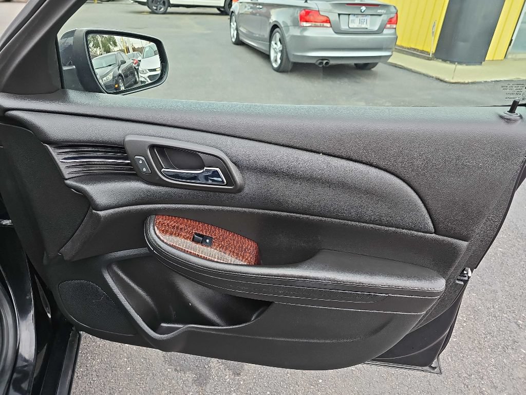Used 2013 Chevrolet Malibu LT FWD image 30