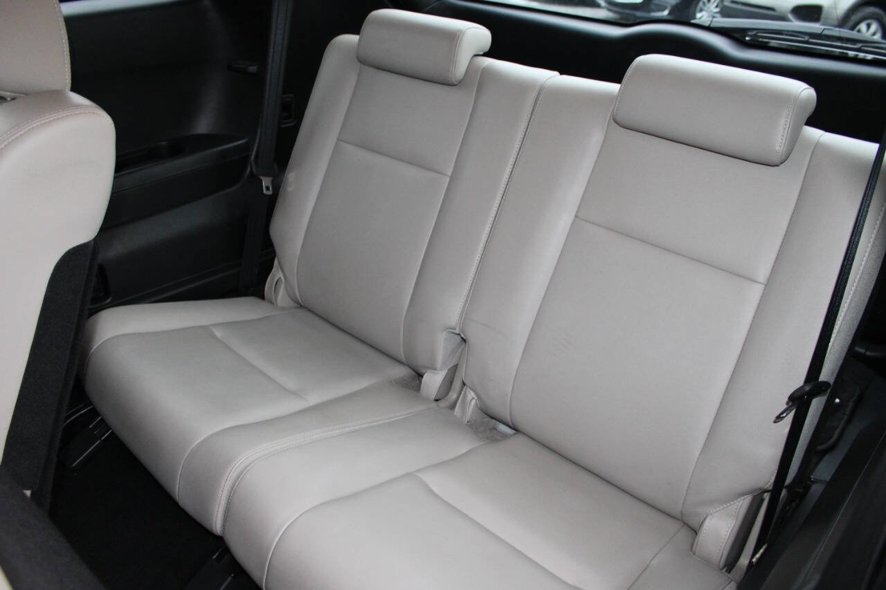 Used 2011 MAZDA CX-9 Touring image 18