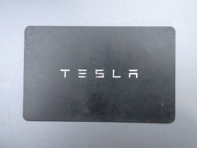 Used 2022 Tesla Model Y Performance image 31