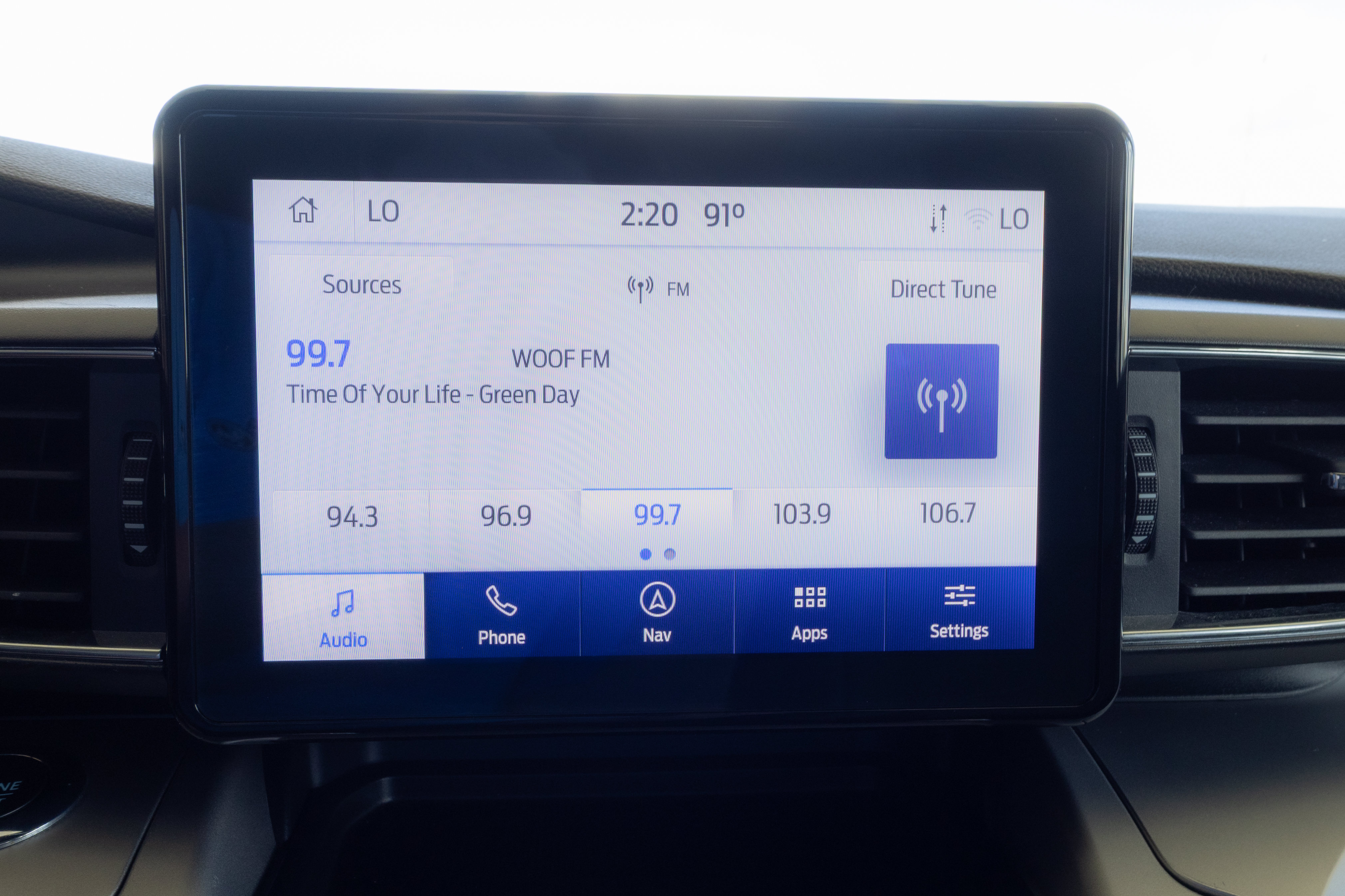 Used 2022 Ford Explorer XLT w/ Equipment Group 202A RWD image 19