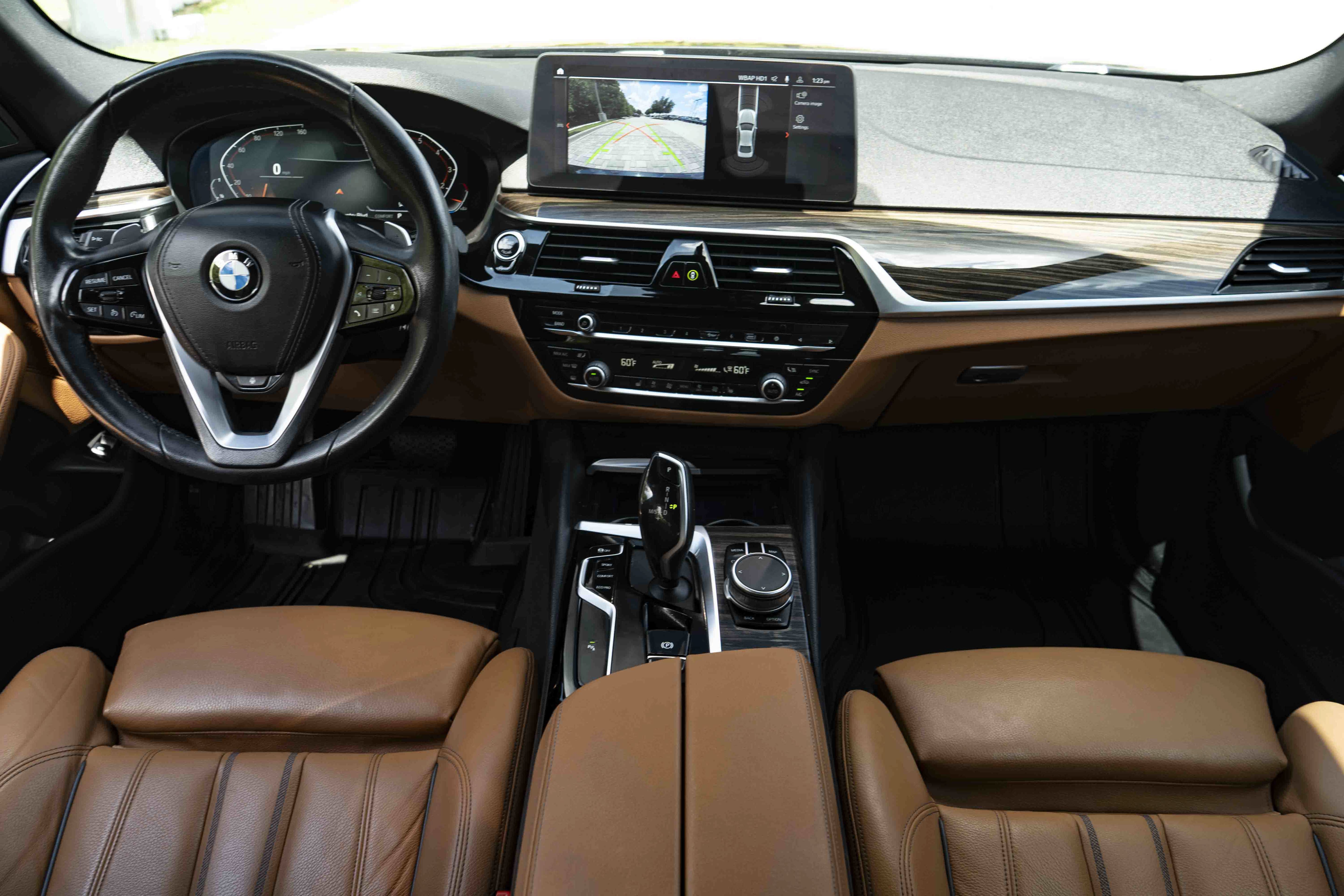Used 2021 BMW 530i xDrive w/ Convenience Package AWD/4WD image 25