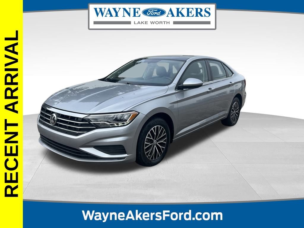 Used 2021 Volkswagen Jetta SE image 1