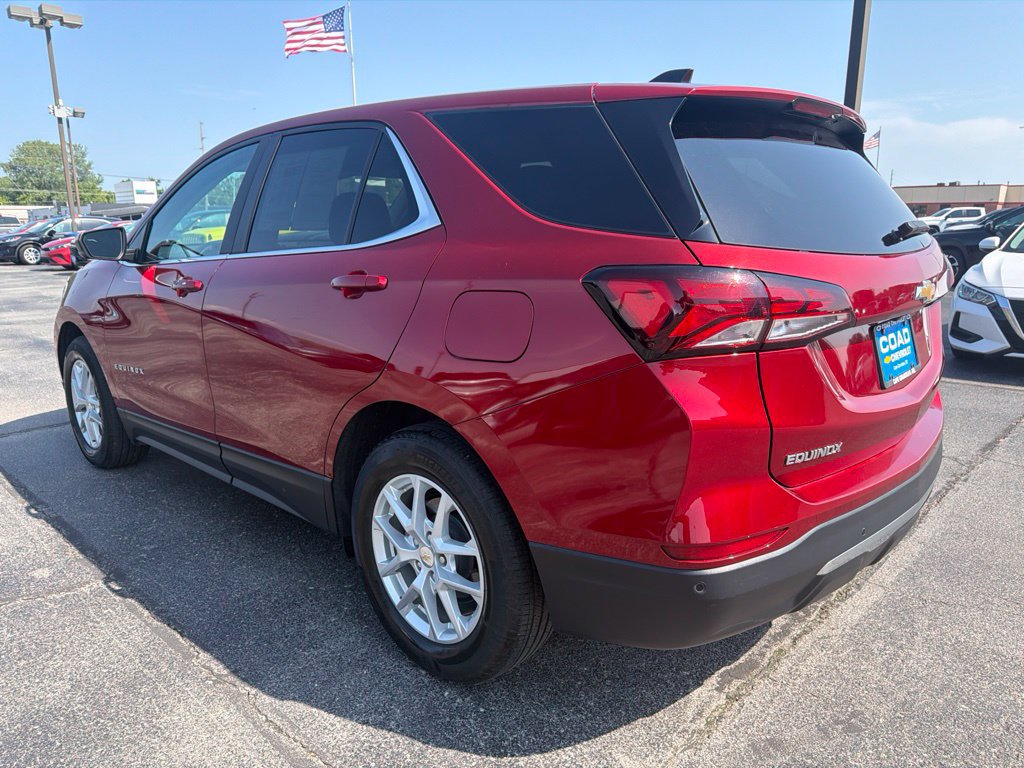 Used 2024 Chevrolet Equinox LT w/ LPO, Floor Liner Package FWD image 5