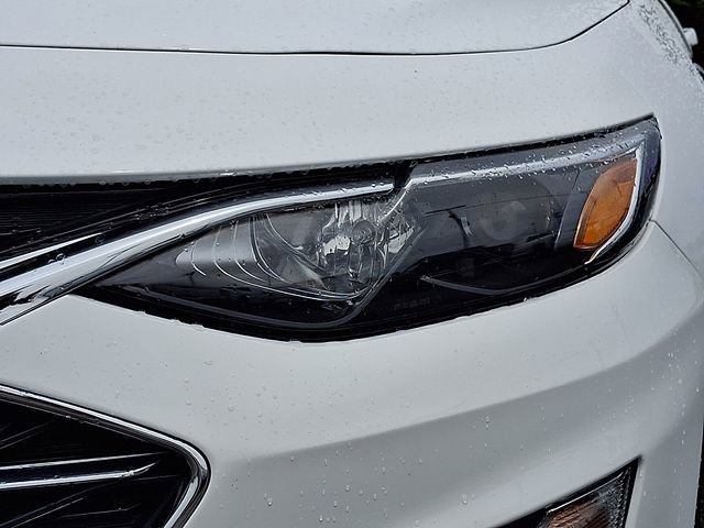 Used 2024 Chevrolet Malibu LT FWD image 9