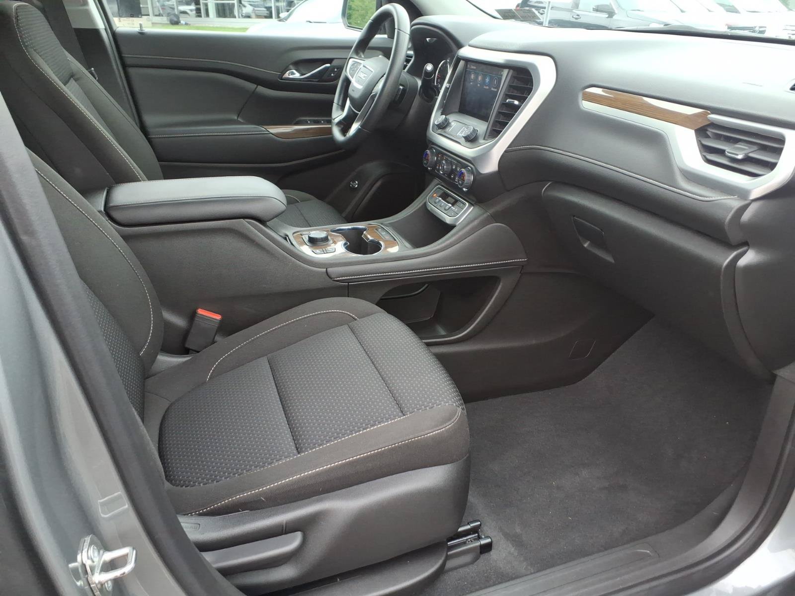Certified 2023 GMC Acadia SLE w/ Driver Convenience Package AWD/4WD image 29
