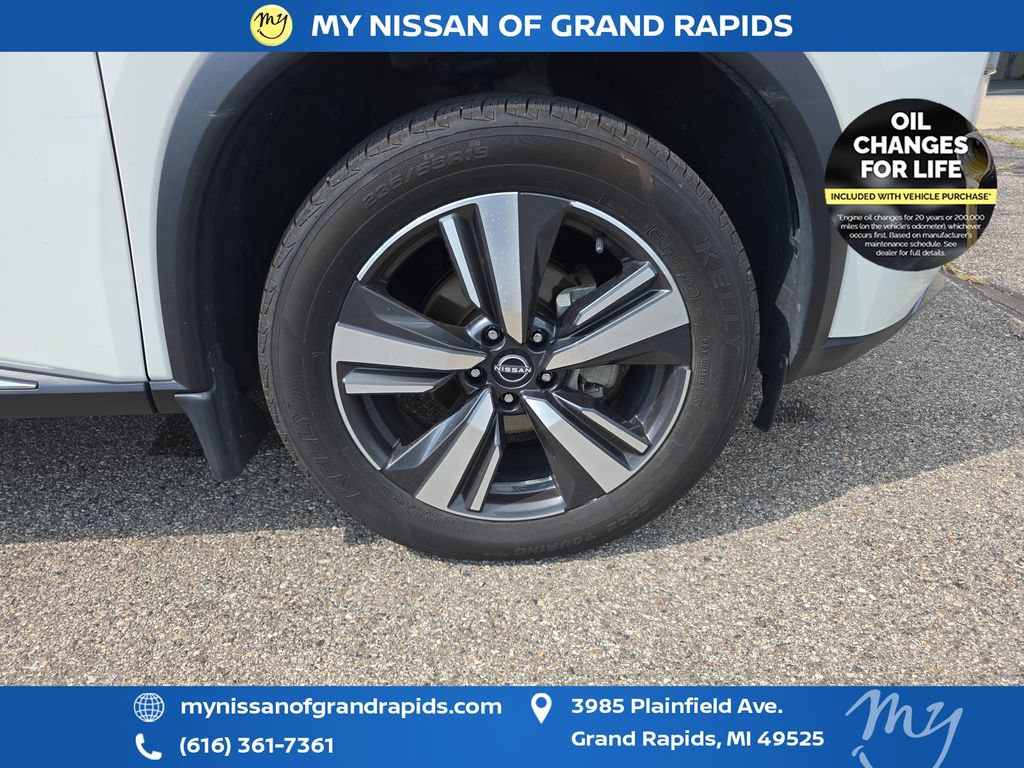Used 2023 Nissan Rogue SL AWD/4WD image 33