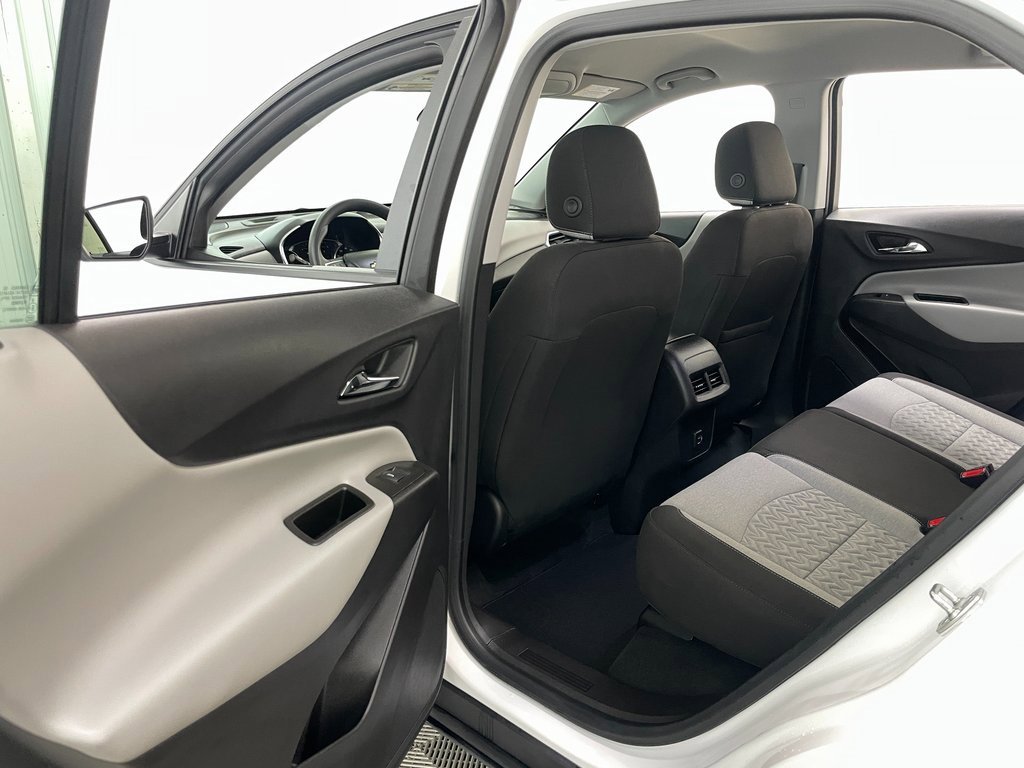 Certified 2024 Chevrolet Equinox LS w/ LS Convenience Package image 41