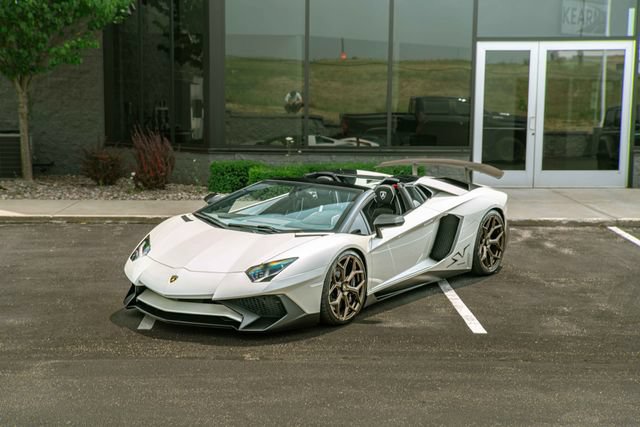 Used 2016 Lamborghini Aventador LP 750-4 Superveloce AWD/4WD image 33