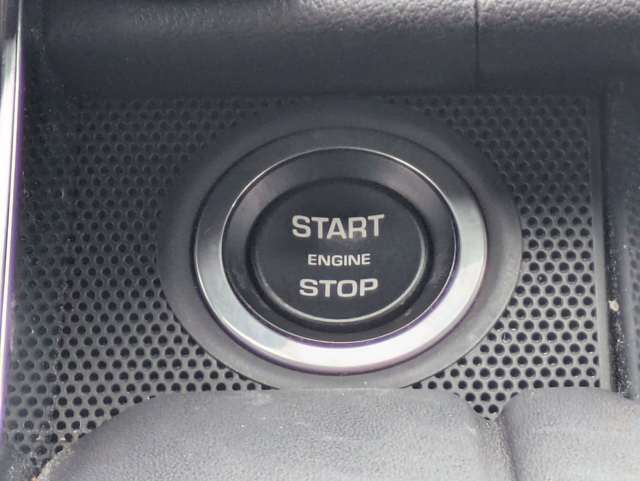 Used 2020 Land Rover Range Rover Sport HSE Dynamic image 17