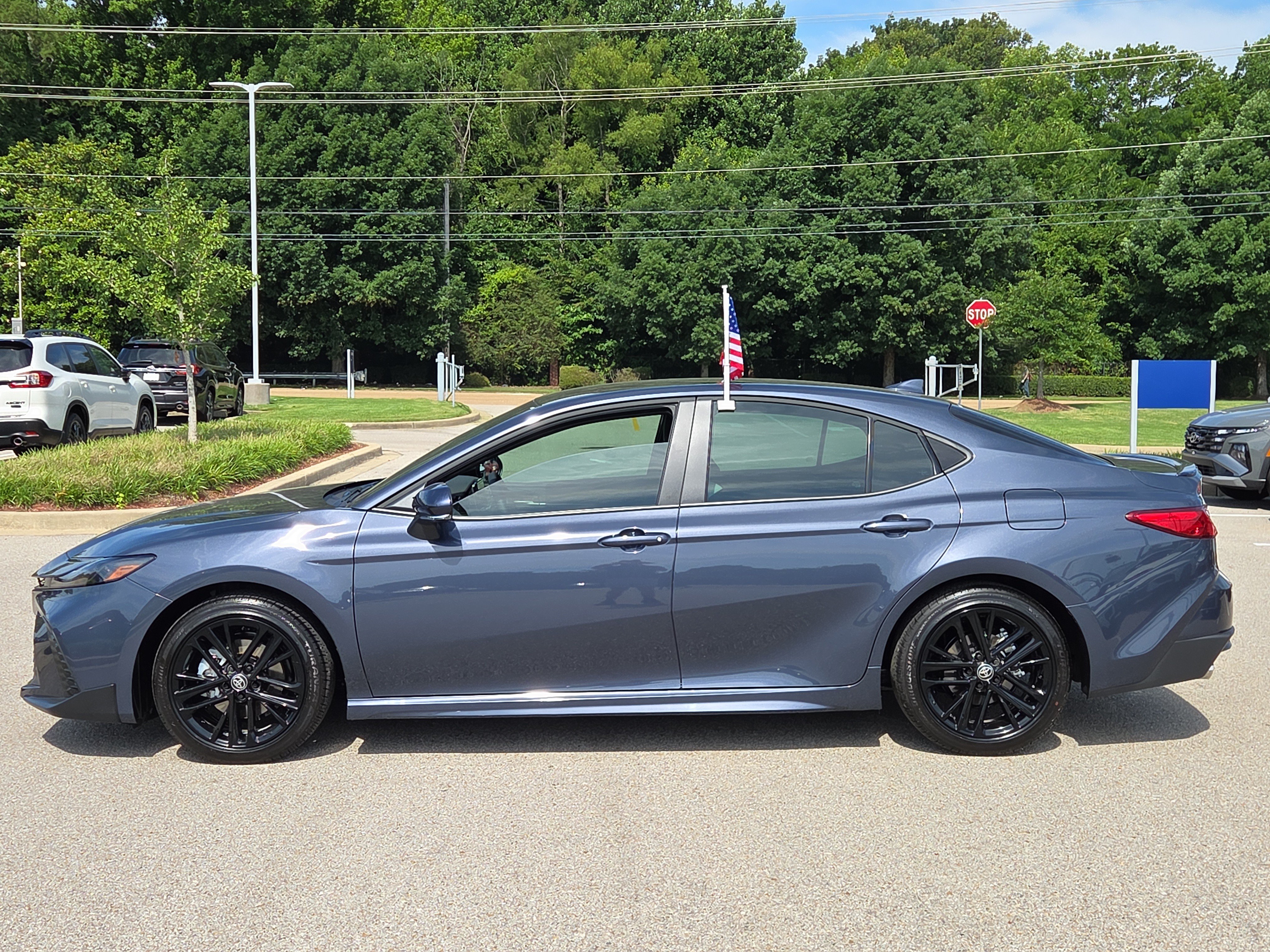 Used 2026 Toyota Camry SE FWD image 6