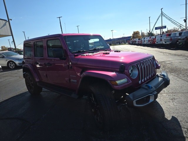 Used 2022 Jeep Wrangler Unlimited Sahara w/ Safety Group image 9