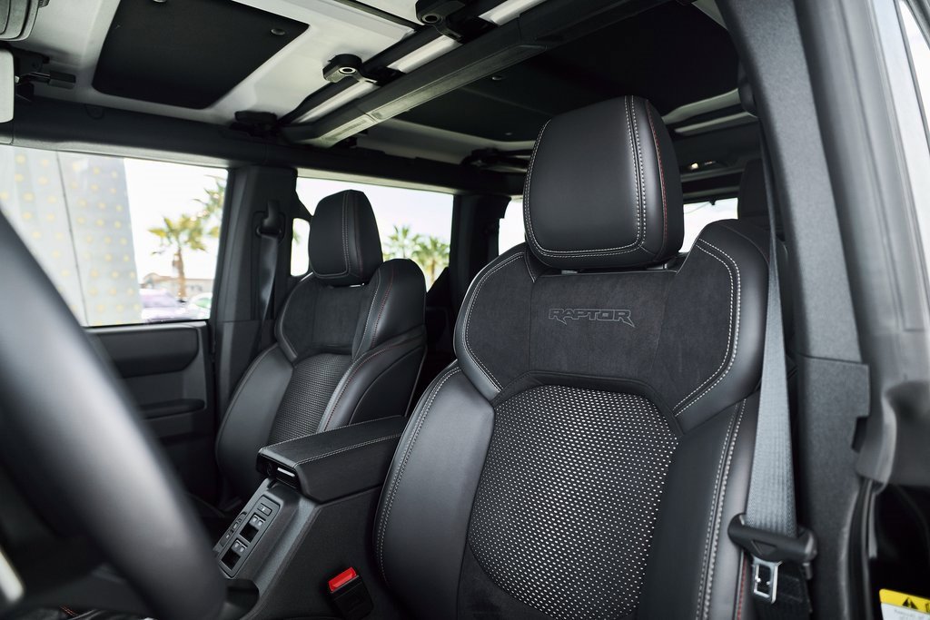 Used 2025 Ford Bronco Raptor image 29