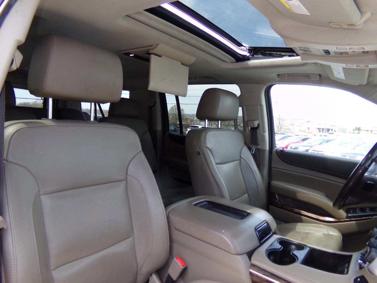 Used 2018 GMC Yukon XL SLT w/ Open Road Package image 28