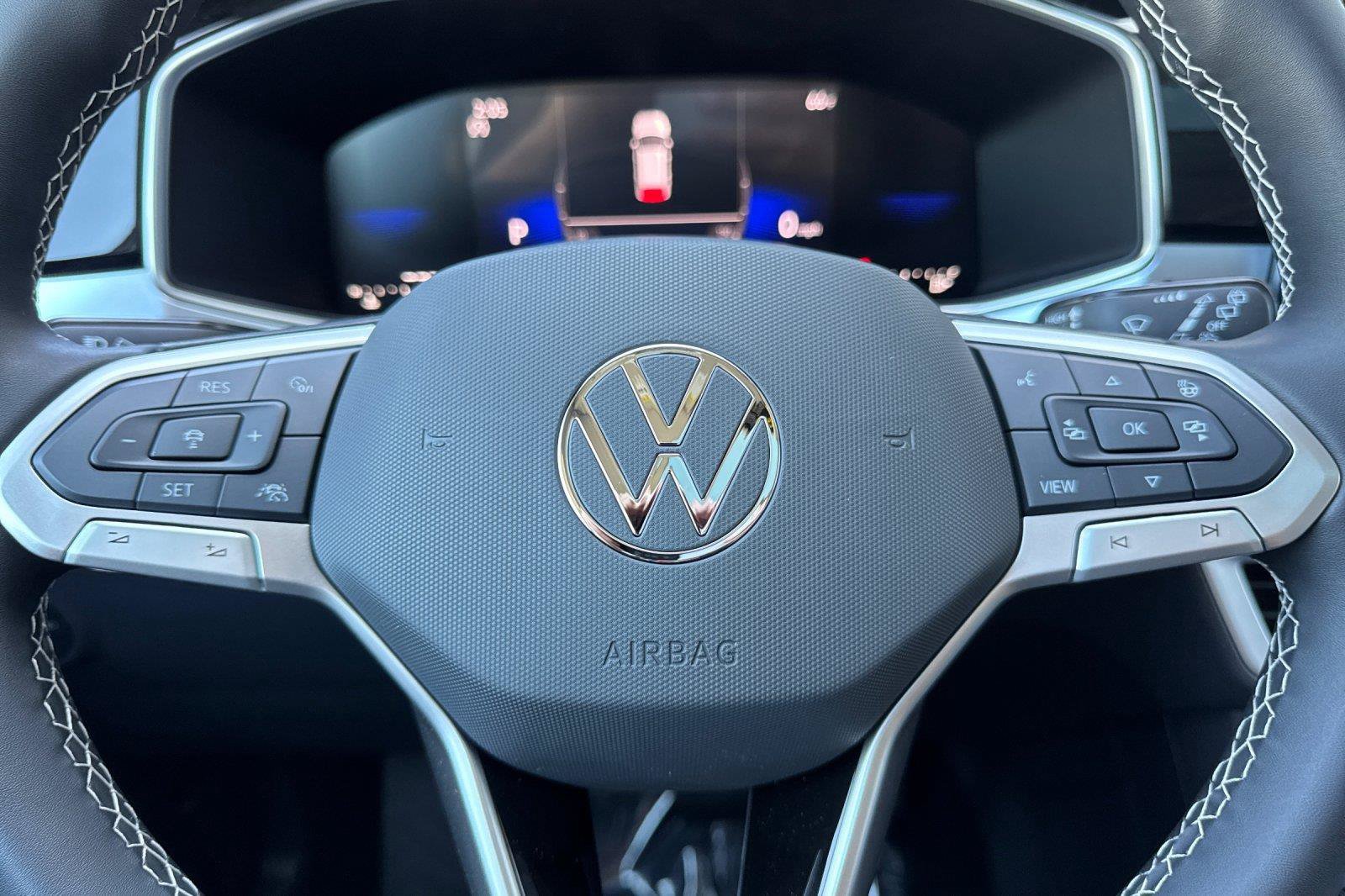 New 2026 Volkswagen Taos SE FWD image 22