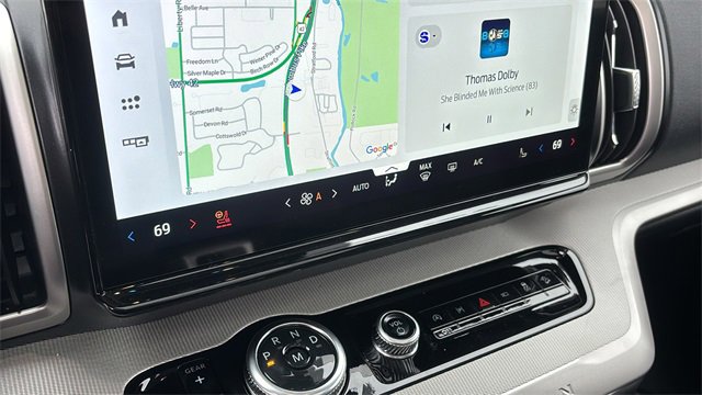 New 2025 Ford Expedition Active image 21