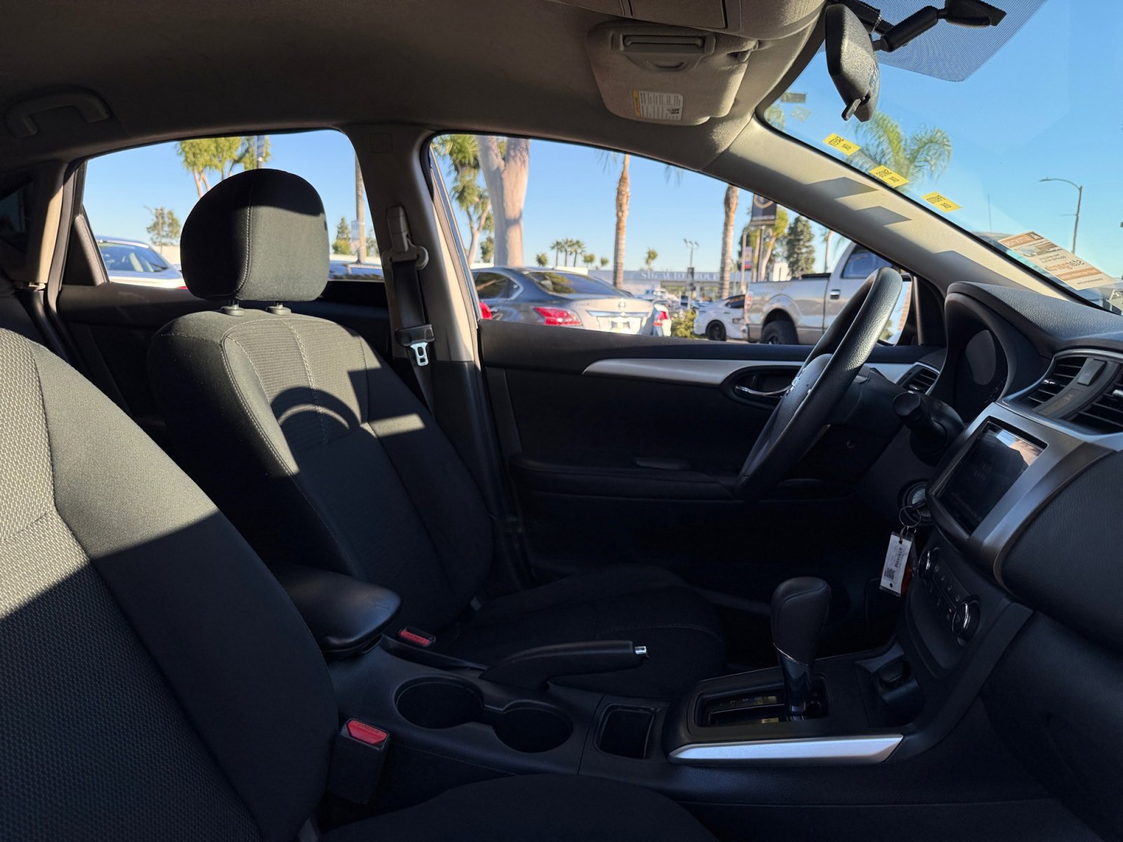 Used 2016 Nissan Sentra S image 19