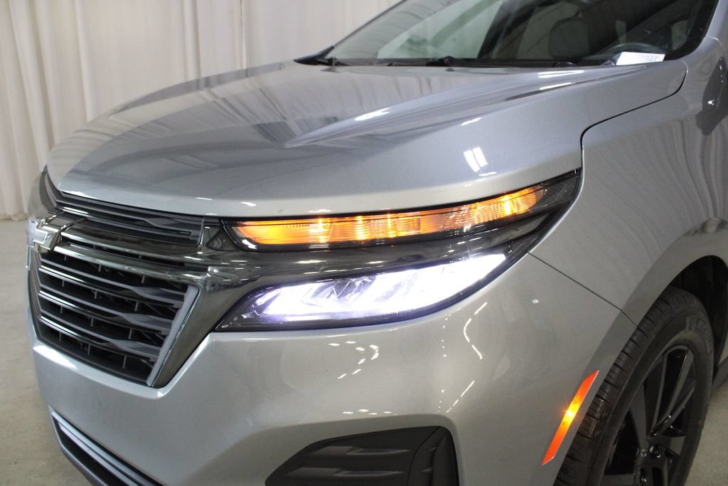 Used 2024 Chevrolet Equinox LS w/ LS Convenience Package FWD image 32
