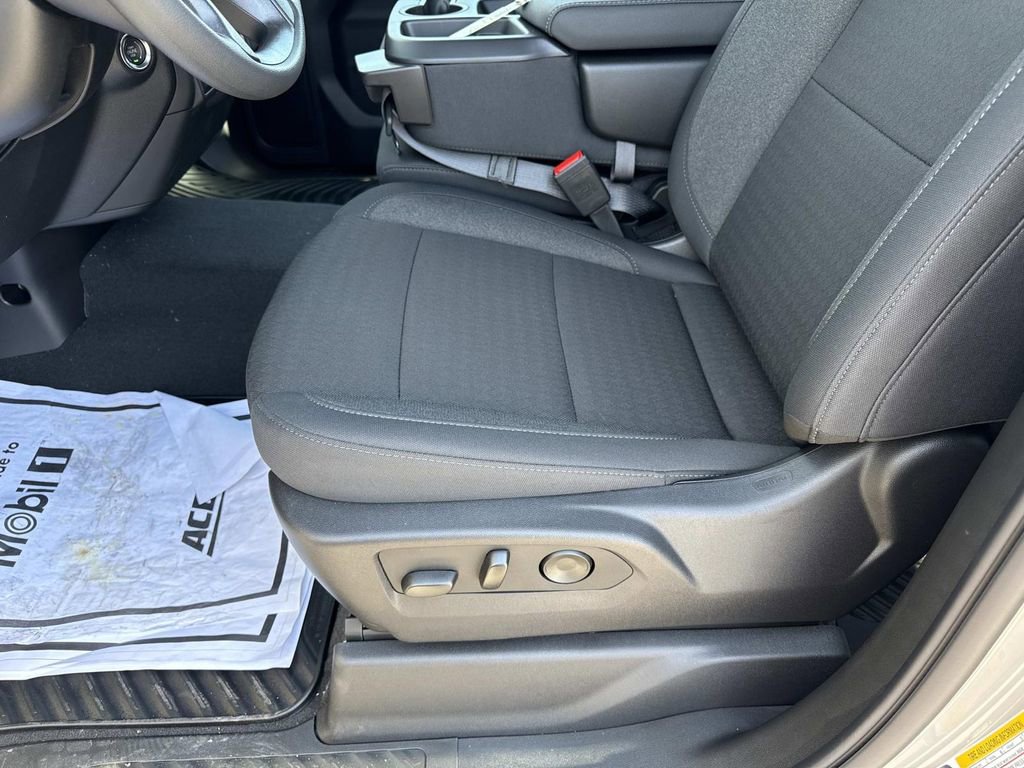 New 2026 Chevrolet Silverado 1500 Custom image 11