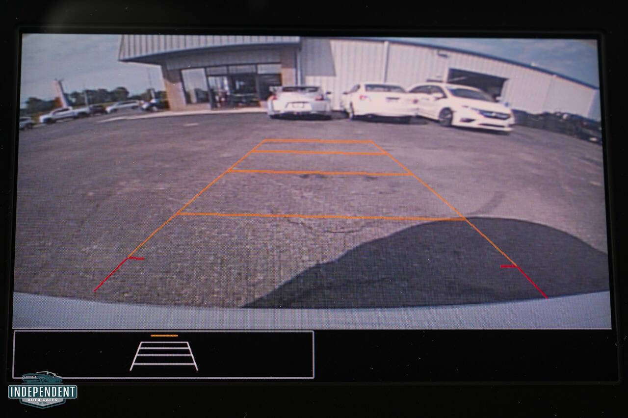 Used 2022 Chevrolet Malibu LT image 26