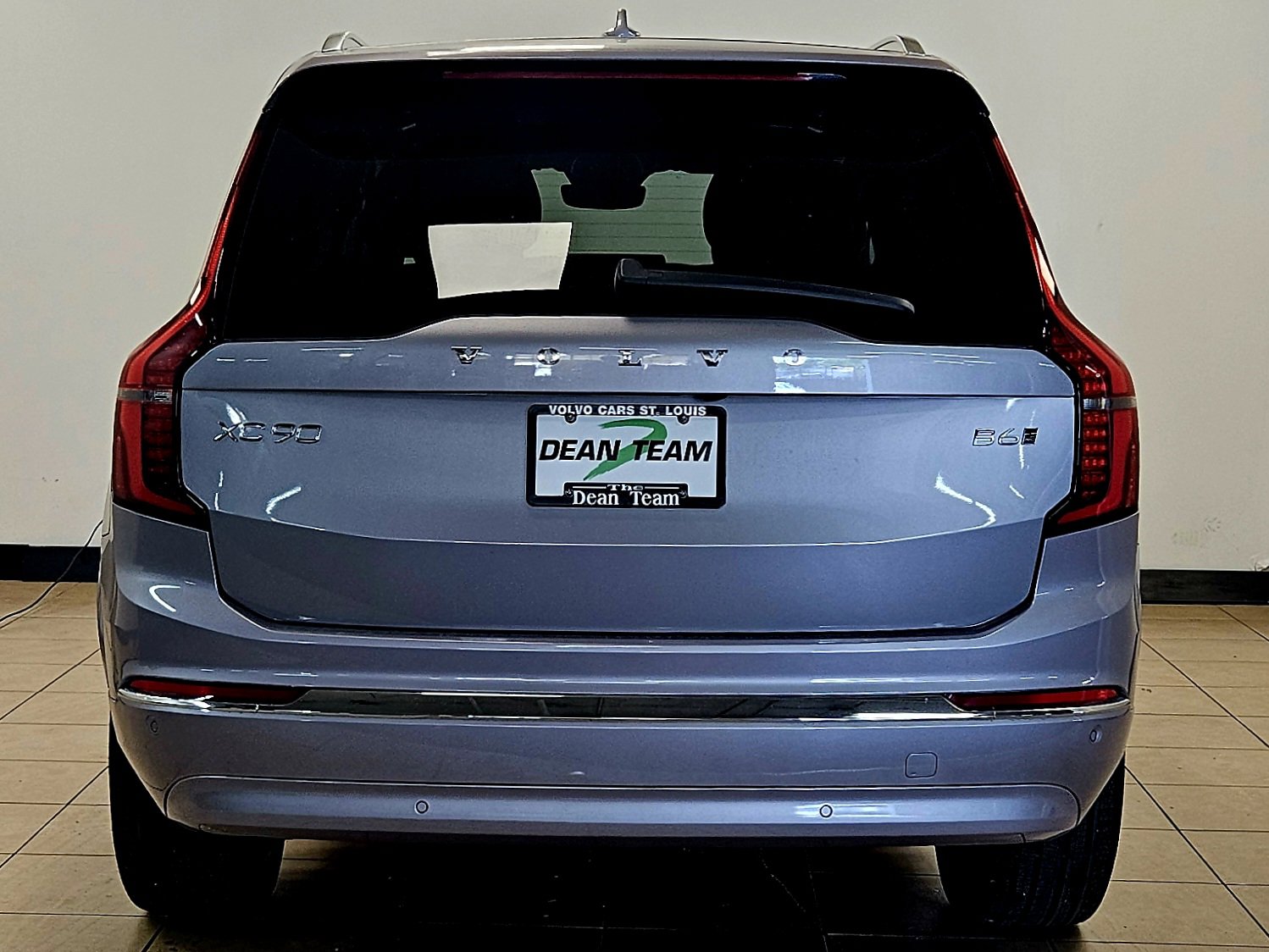 New 2026 Volvo XC90 B6 Plus w/ Protection Package image 9